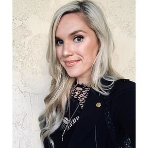 Meet your Posher, Caroline